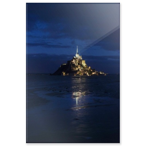 Mont-Saint-Michel, illumination du Mont et de la passerelle pendant les grandes marées des 20 et 21 mars 2015 (panneaux acryliques)