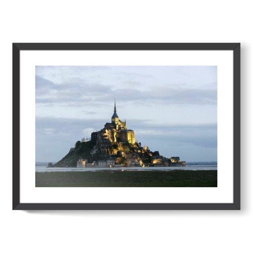 Mont-Saint-Michel, illumination du Mont et de la passerelle pendant les grandes marées des 20 et 21 mars 2015 (affiches d'art encadrées)