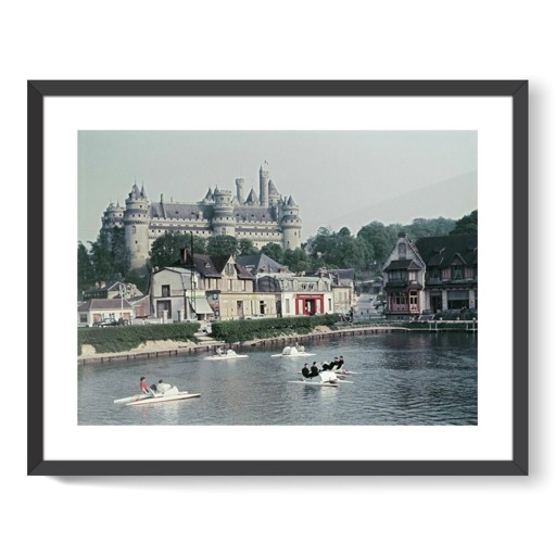 Château et lac de Pierrefonds (affiches d'art encadrées)
