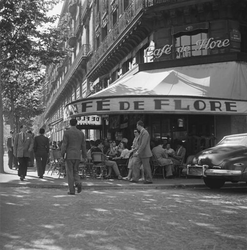 À la terrasse du Café de Flore