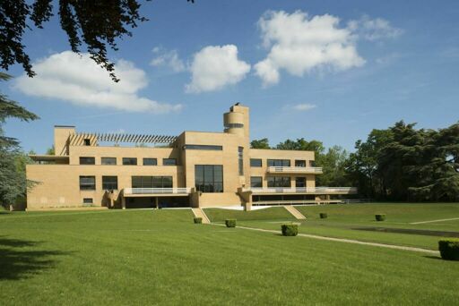 Villa Cavrois, vue d'ensemble de la façade sud