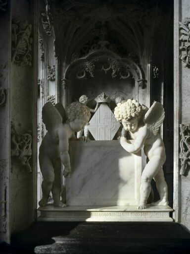 Tombeau de Marguerite d'Autriche, détail des angelots
