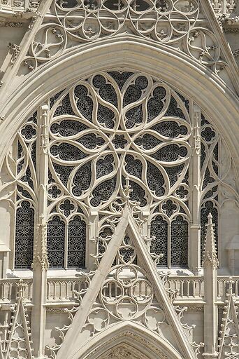 Sainte-Chapelle de Vincennes, détail de la façade occidentale