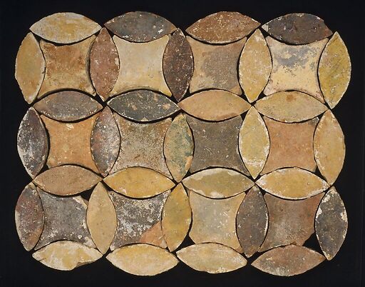 Abbaye de la Sauve-Majeure, pavement de céramique