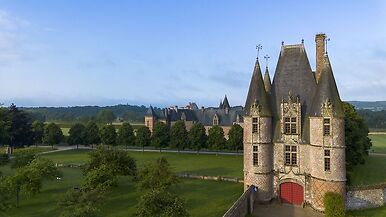 Château de Carrouges, vue aérienne
