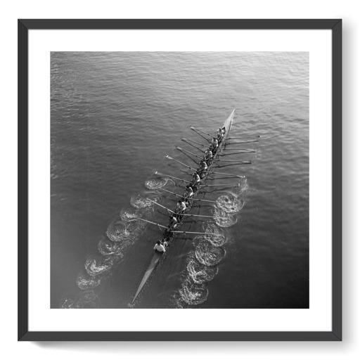 Compétition à l'aviron, au pont de Levallois, à Levallois-Perret (framed art prints)