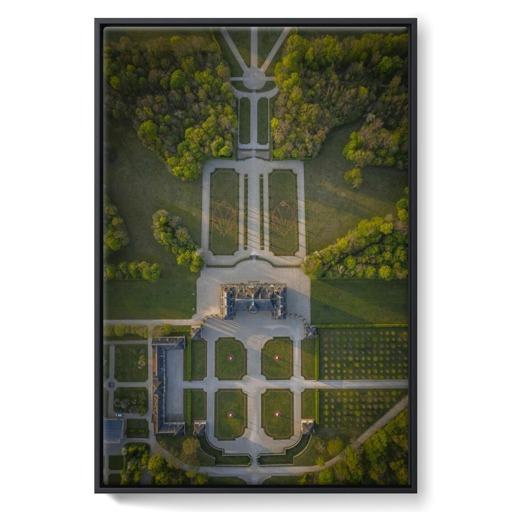 Château de La Motte-Tilly et son jardin, vue aérienne au coucher du soleil (framed canvas)