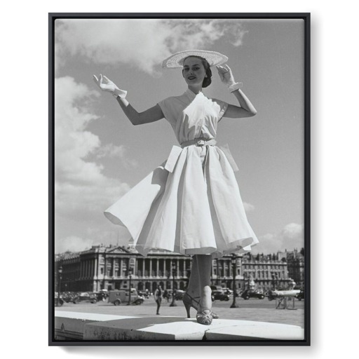 Mannequin place de la Concorde (Paris) (framed canvas)