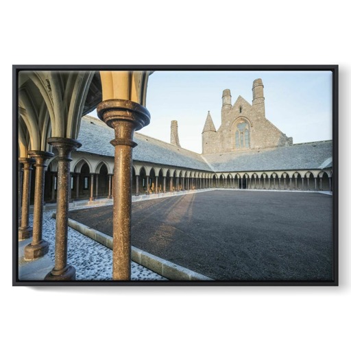 Abbaye du Mont-Saint-Michel, le cloître restauré vu depuis l'ouest (framed canvas)