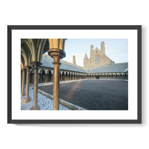 Abbaye du Mont-Saint-Michel, le cloître restauré vu depuis l'ouest (affiches d'art encadrées)