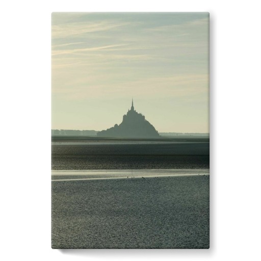 Silhouette du Mont-Saint-Michel vue du nord, près de la commune de Genêts (stretched canvas)