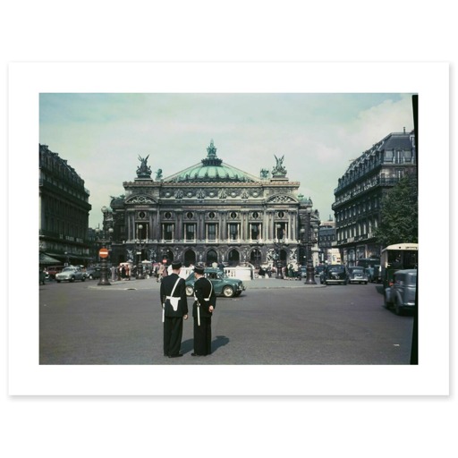 Place de l'Opéra à Paris ; à l'arrière-plan, l'opéra Garnier (canvas without frame)